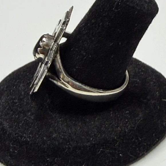 925 Sterling Silver Sun Ring with Black Onyx Stone - Picture 2 of 5